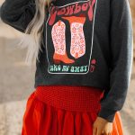 Carbon Grey Cowboy Queen Card Drop Shoulder Graphic Sweatshirt
