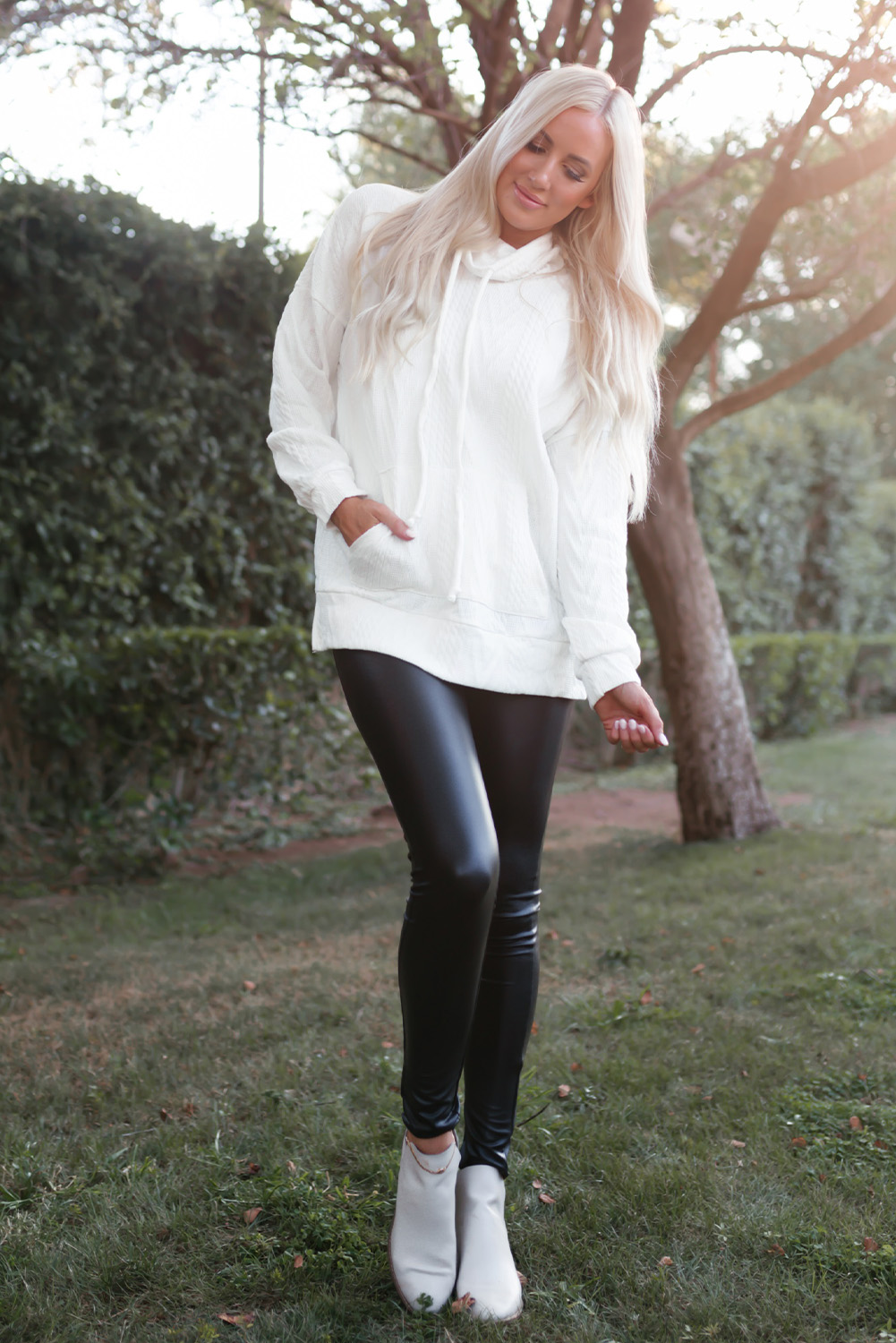 White Cowl Neck Textured Sweatshirt - Image 4