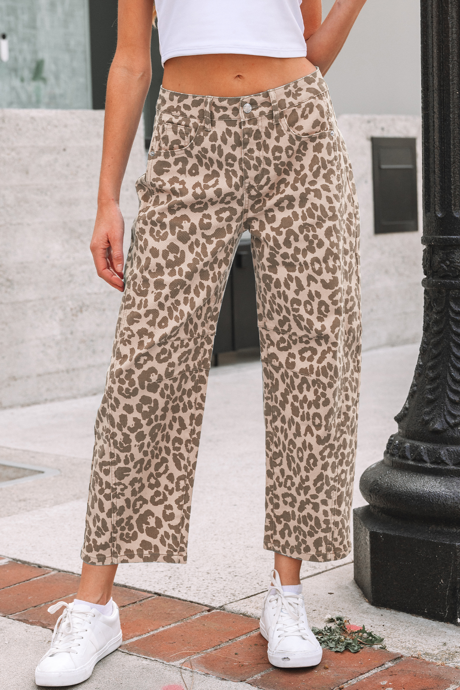 Khaki Leopard Print Straight Loose Jeans - Image 4