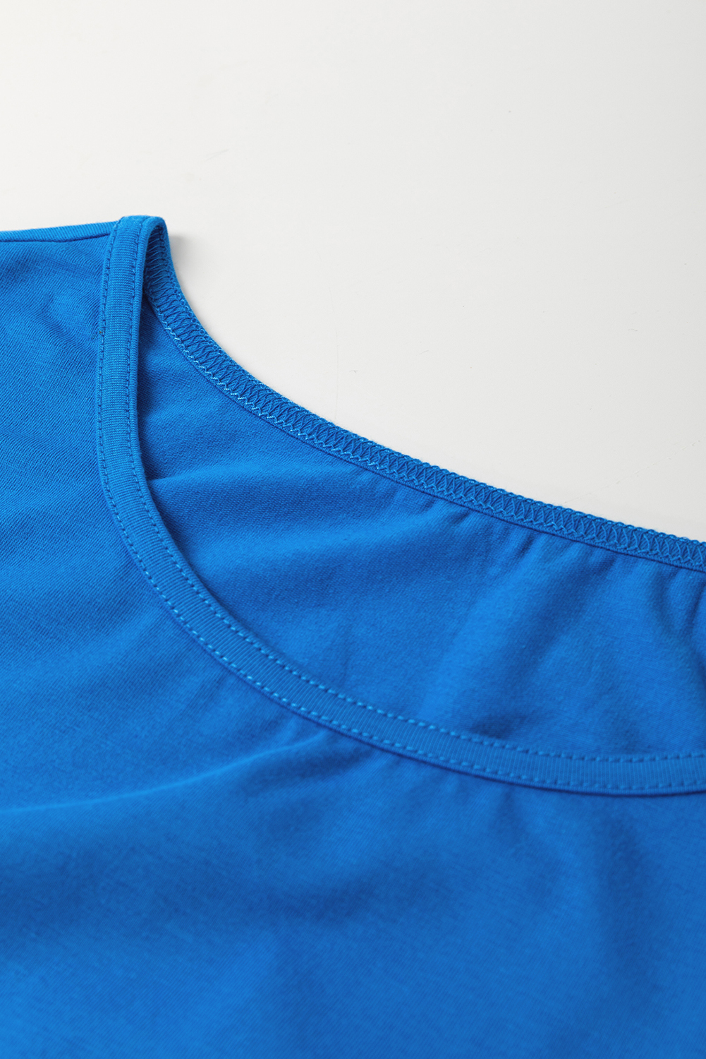 Blue Sun Graphic Casual Tank Top - Image 7