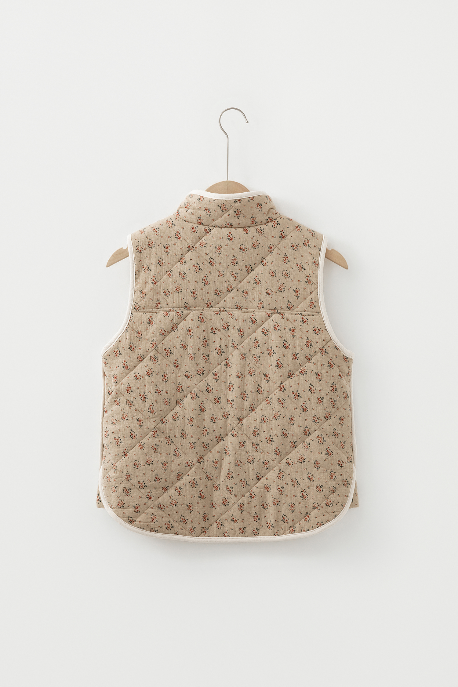 Khaki Floral Print Quilted Concealed Button Vest - Image 7