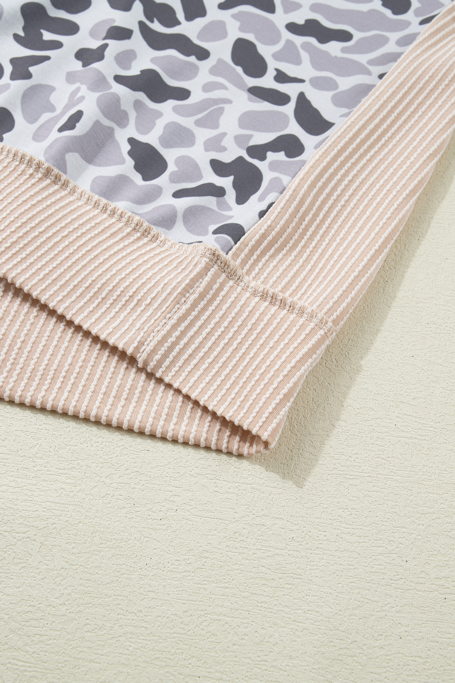 Gray Camouflage Print Twisted Ribbed Patchwork Casual T Shirt - Image 8