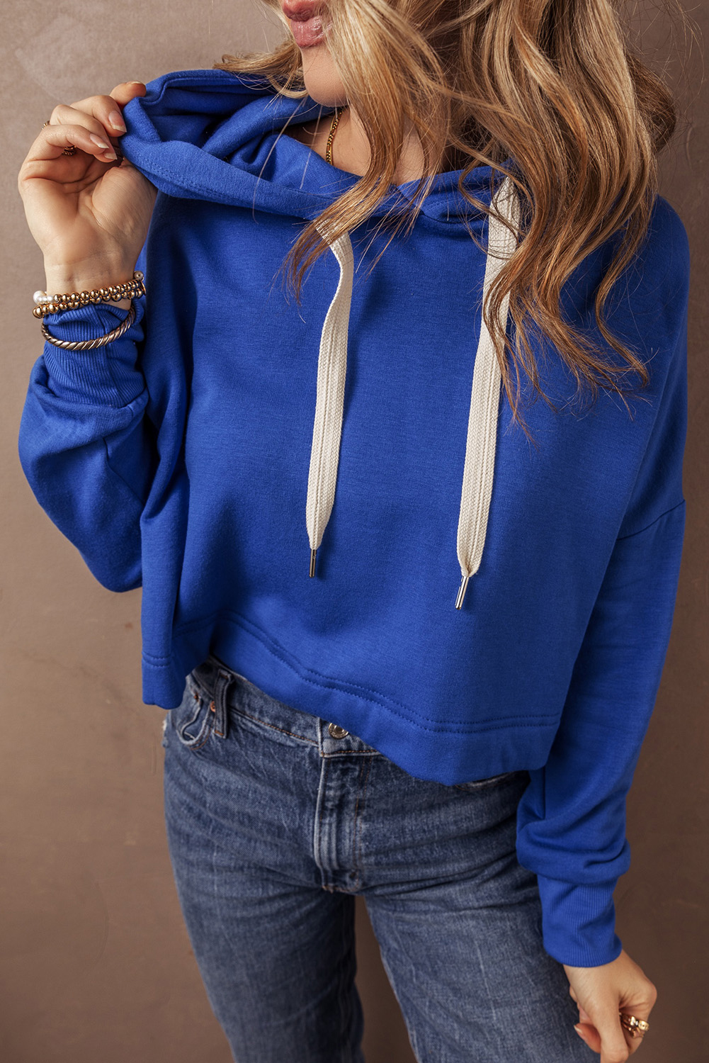 Dark Blue Solid Drop Shoulder Drawstring Cropped Hoodie - Image 3