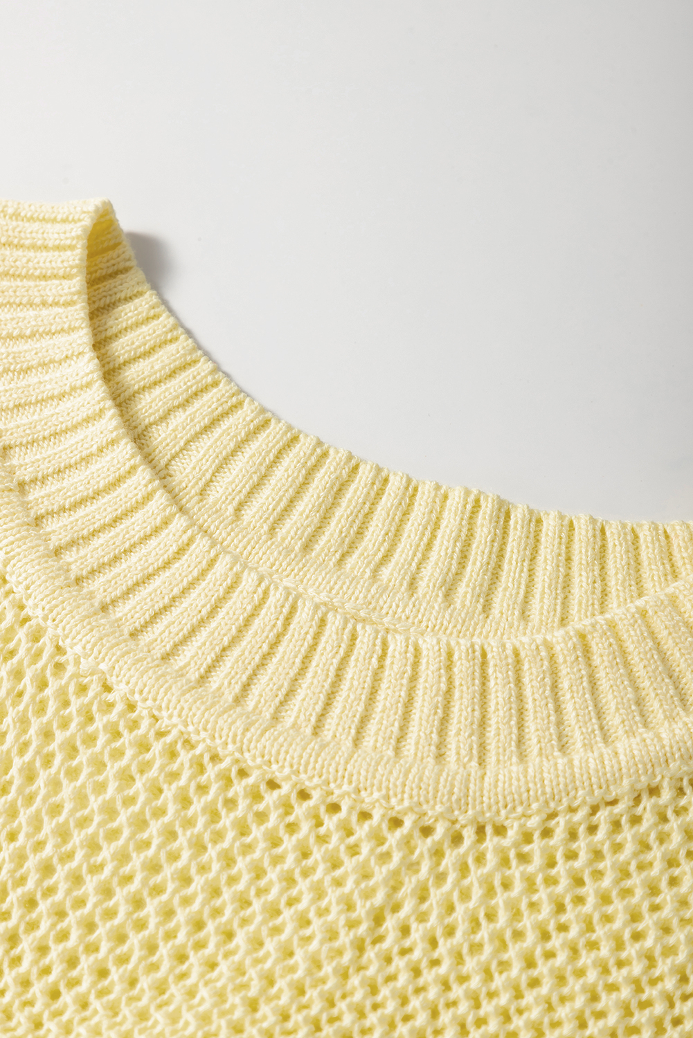 Yellow Solid Color Hollowed Knit Round Neck Sweater Vest - Image 7