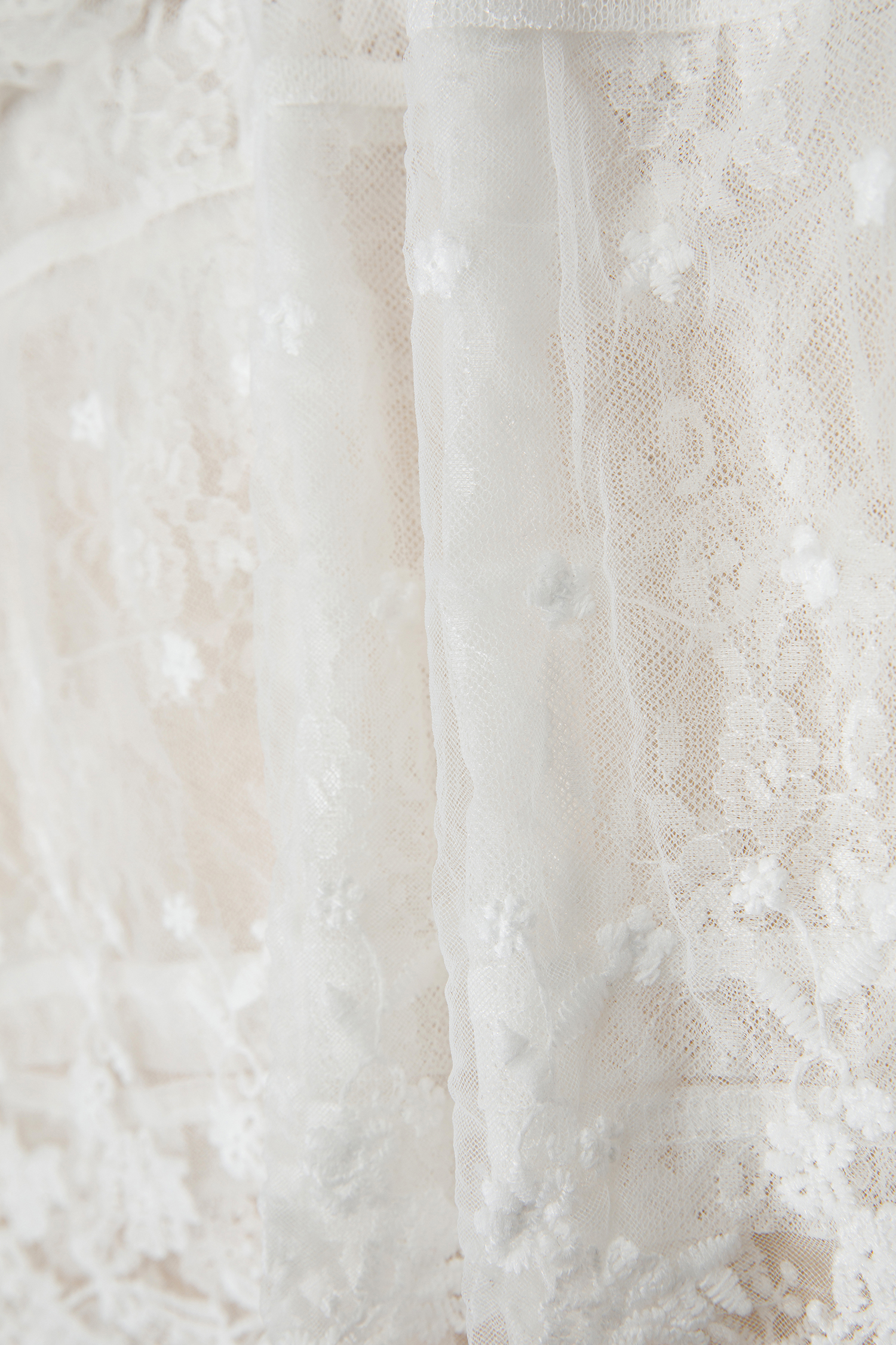 White 2pcs Sheer Floral Lace Ruffle Tiered Patchwork Blouse - Image 8