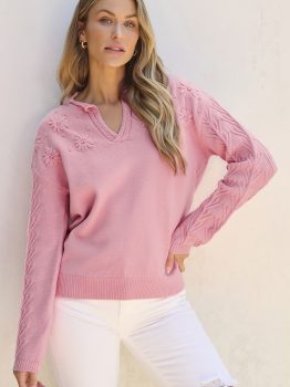 Peach Blossom Flower Detail Knitted Notched Neck Sweater