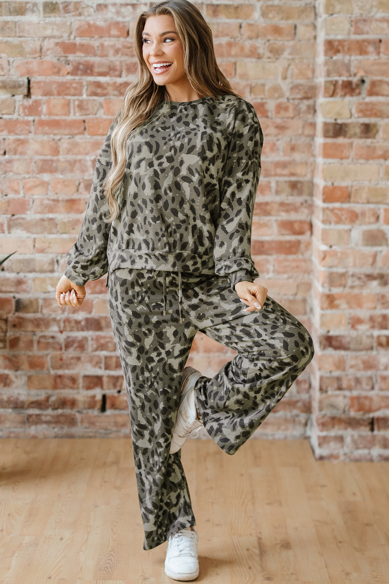 Gray Leopard Print Raw Seam Patchwork Pullover Drawstring Loose Pant Set - Image 3