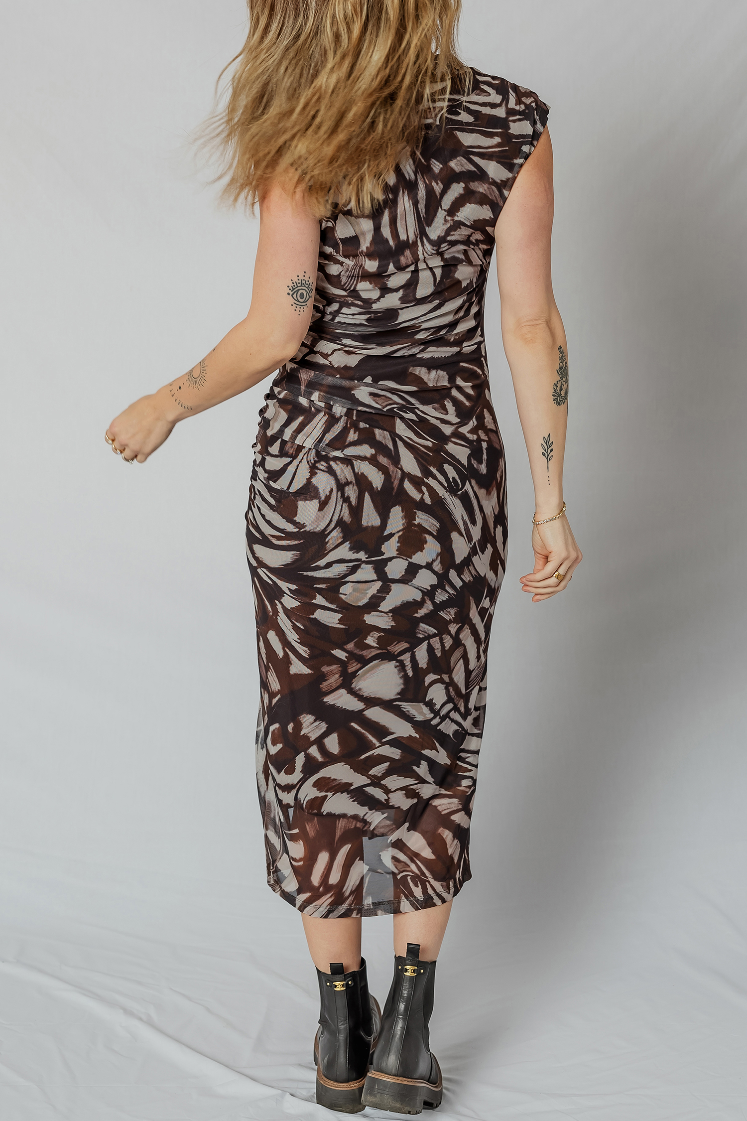 Brown Abstract Print Mesh Cowl Neck Cap Sleeve Ruched Midi Dress with Slit - Image 7