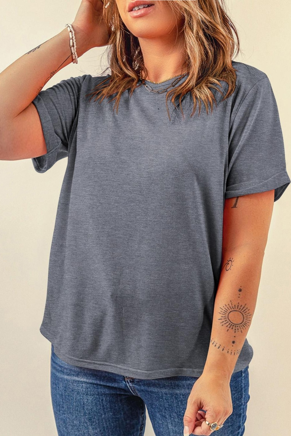 Gray Casual Plain Crew Neck Tee - Image 7