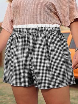 Black Contrast Trim Plaid Print Plus Size Shorts