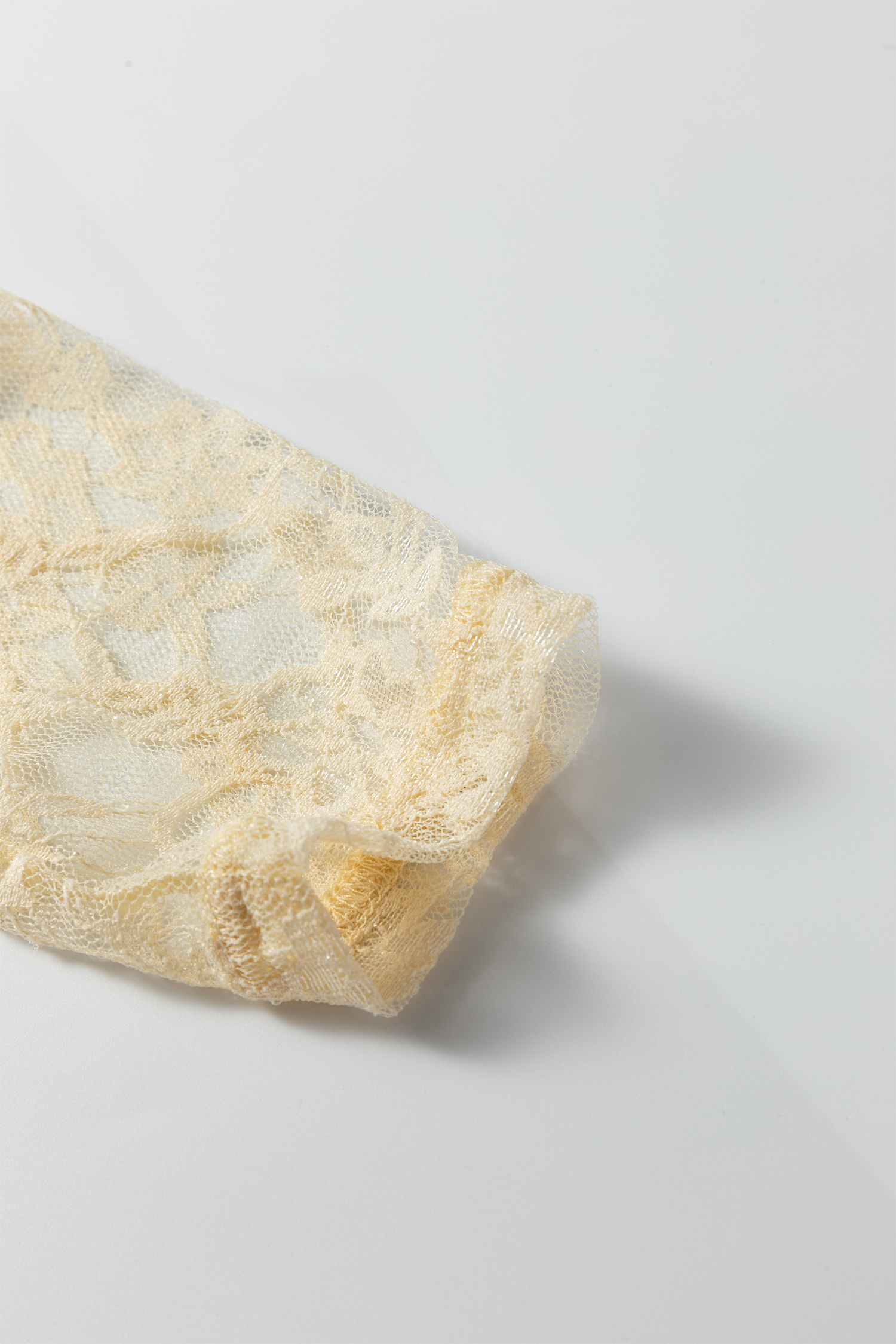 Jet Stream Solid Color Lace Patchwork Long Sleeve T Shirt - Image 7