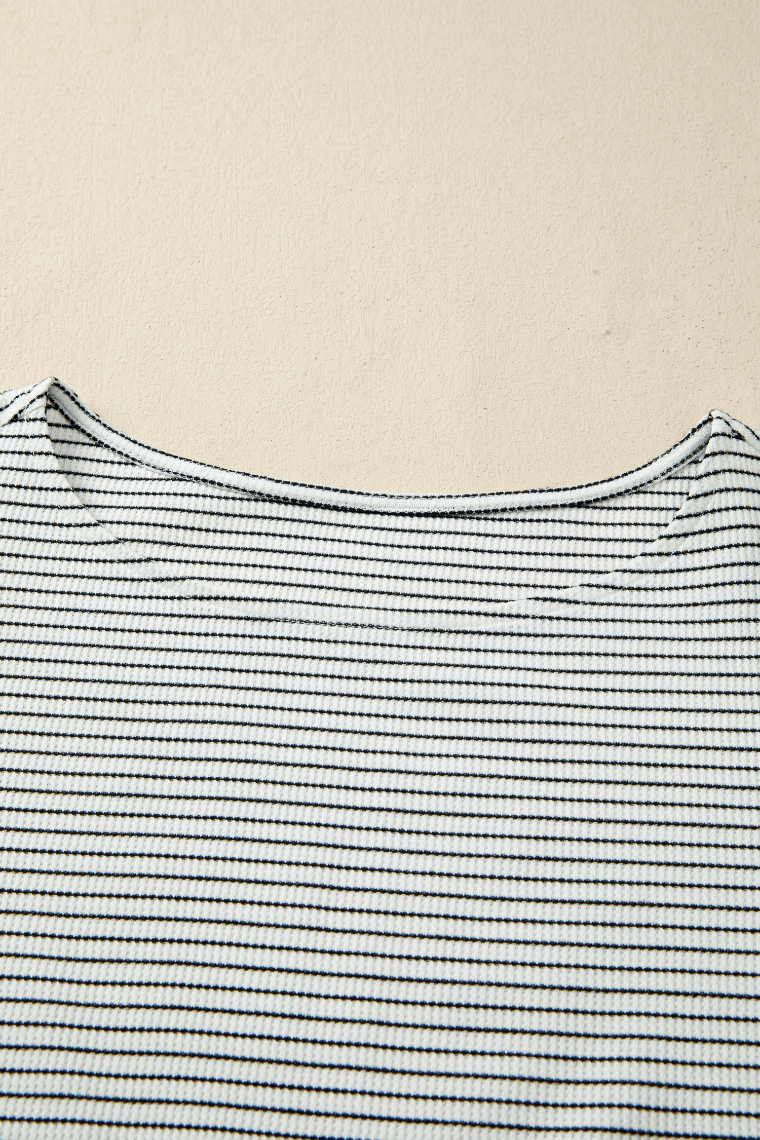 Black Stripe Contrasted Ruffle Trim Casual Tank Top - Image 4