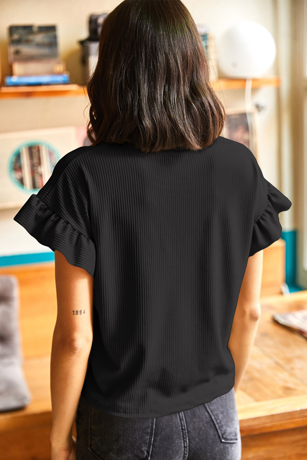 Black Solid Color Ribbed Ruffled Short Sleeve T Shirt - Image 2