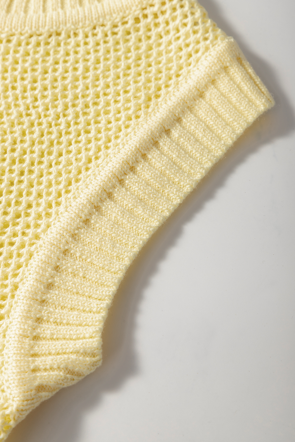Yellow Solid Color Hollowed Knit Round Neck Sweater Vest - Image 8