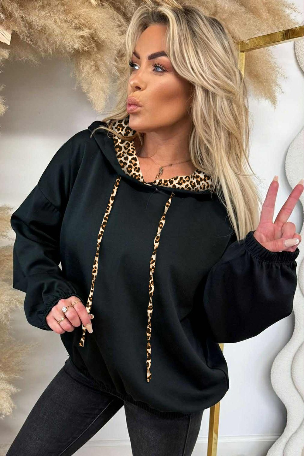 Black Leopard Contrast Drawstring Hood Drop Shoulder Loose Top - Image 3