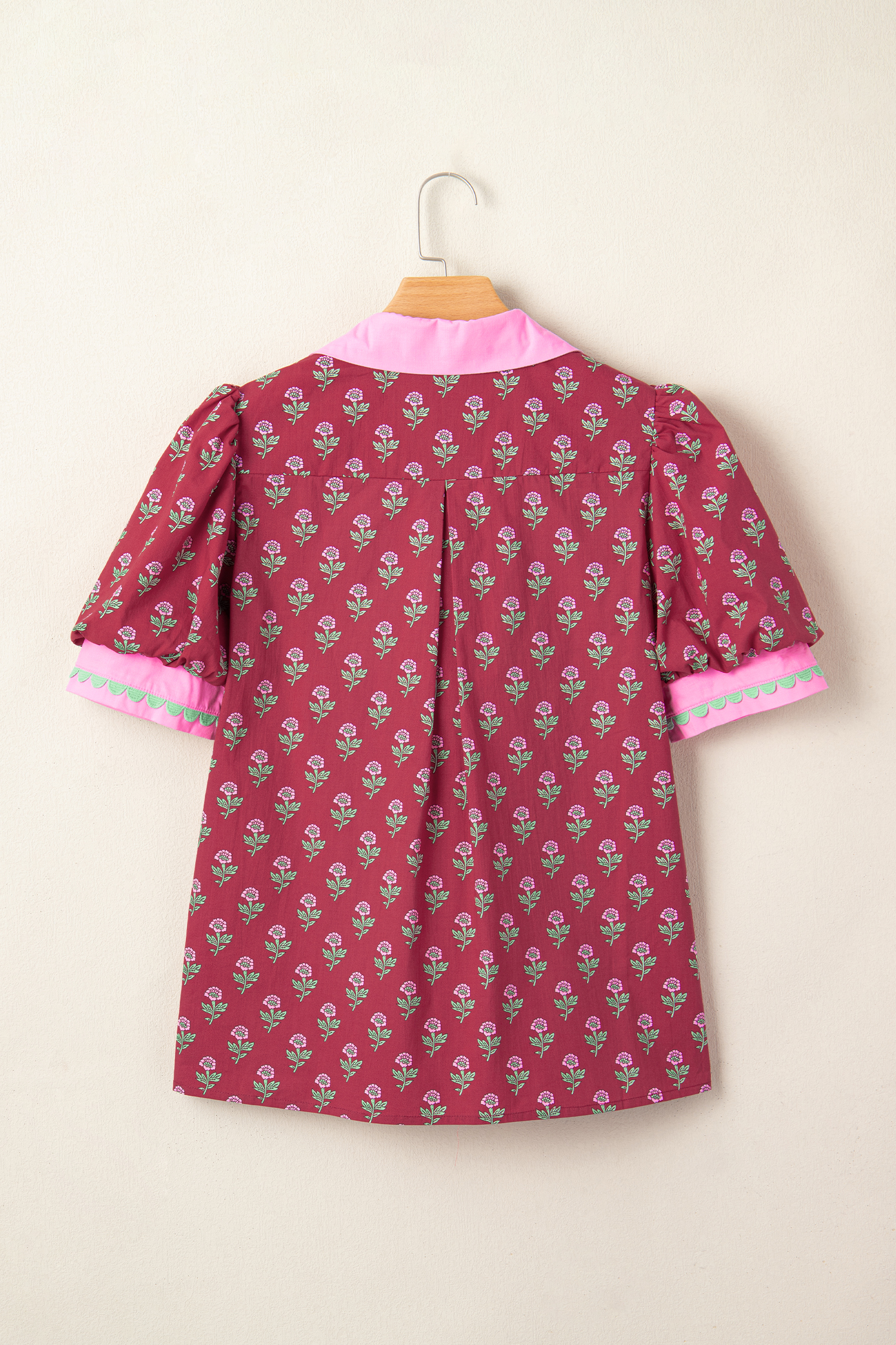 Red Contrast Collared V Neck Ricrac Trim Short Puff Sleeve Flower Blouse - Image 5