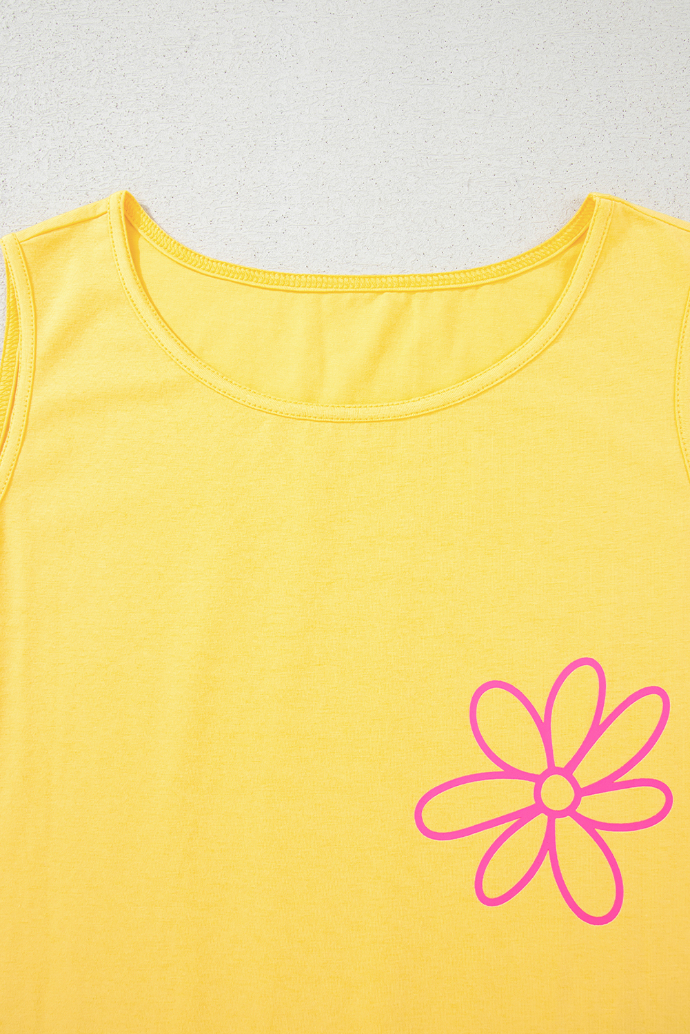Yellow Cream Flower Graphic Casual Tank Top - Image 7