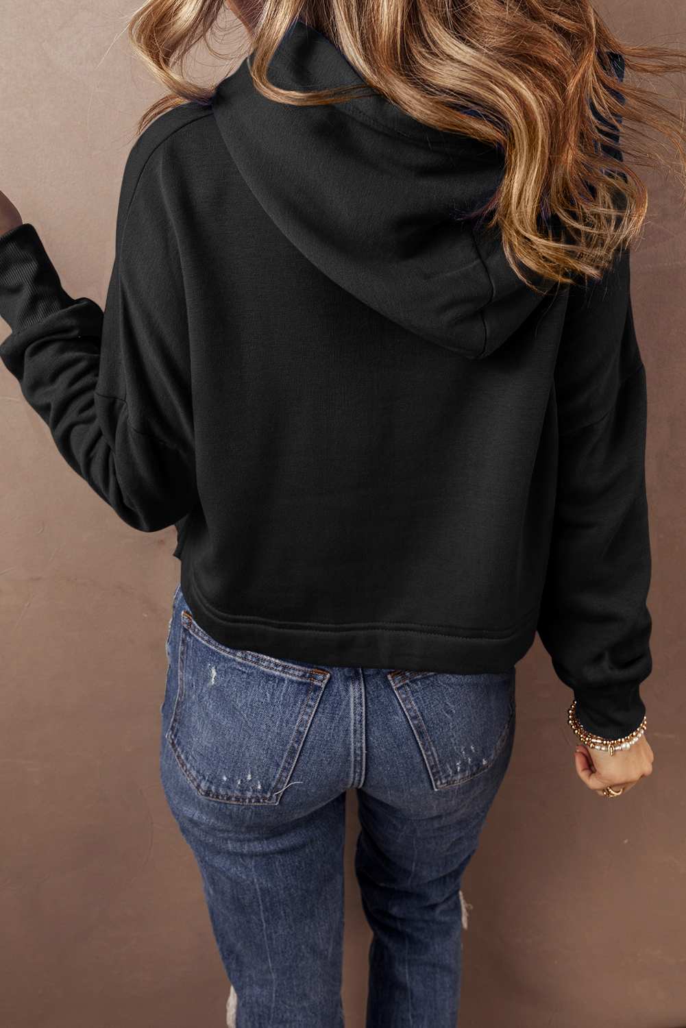 Black Solid Drop Shoulder Drawstring Cropped Hoodie - Image 2