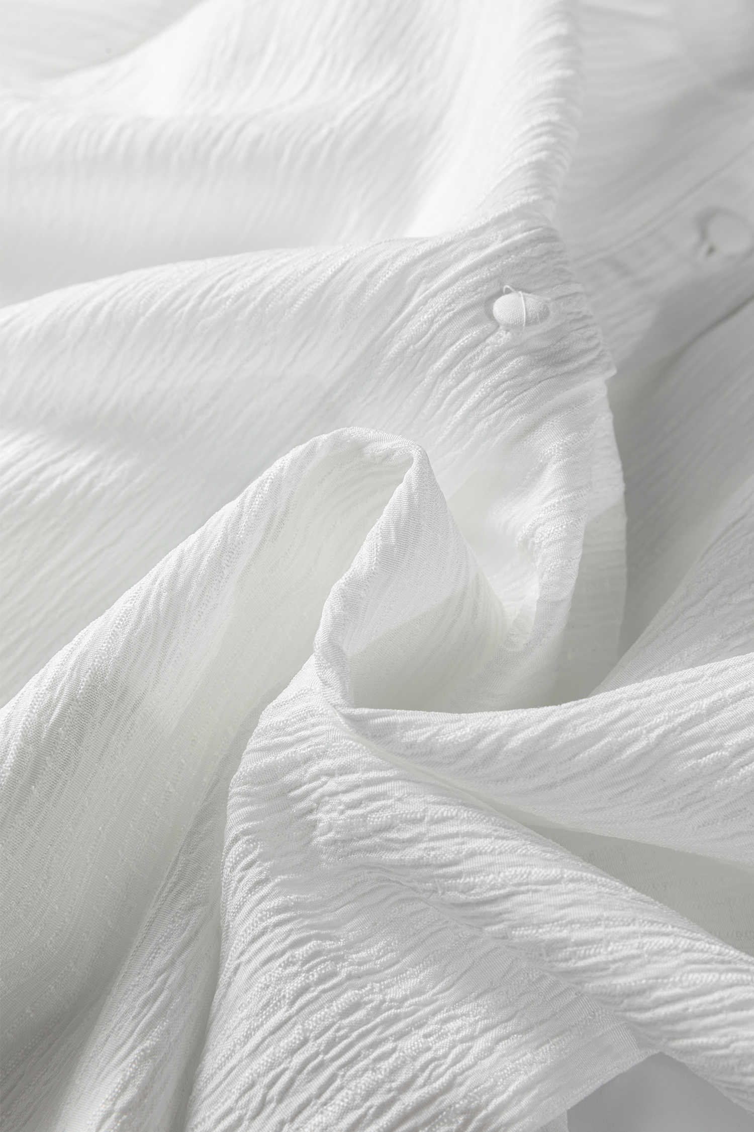 White Crinkled Texture Lantern Sleeve Button Down Loose Shirt - Image 8