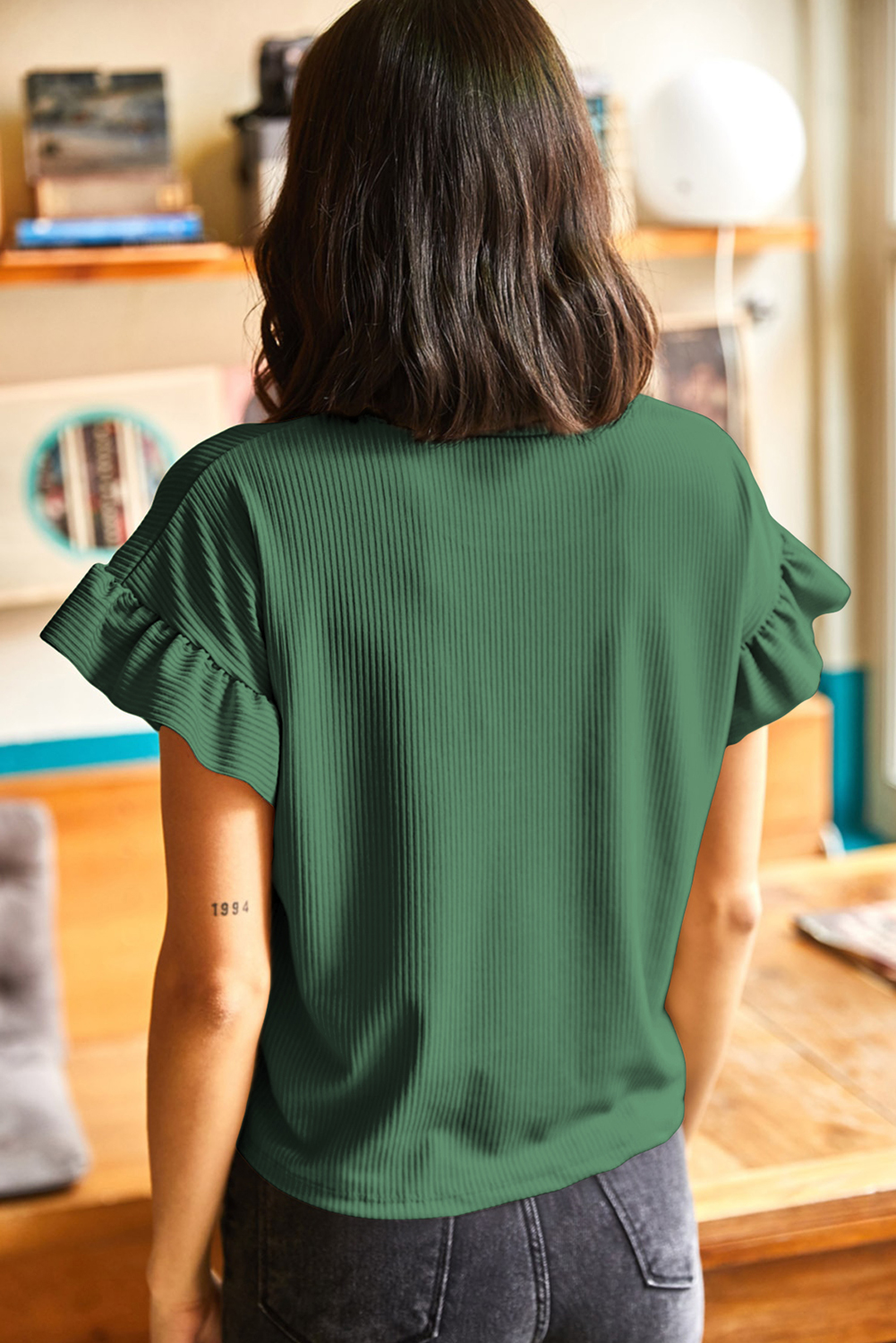 Blackish Green Solid Color Ribbed Ruffled Short Sleeve T Shirt - Image 2
