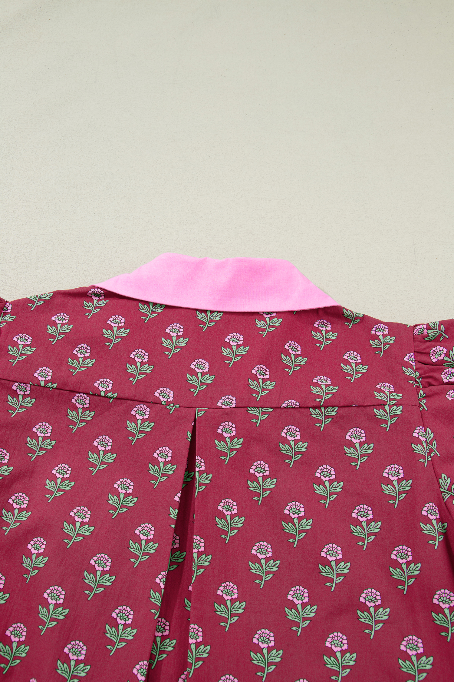 Red Contrast Collared V Neck Ricrac Trim Short Puff Sleeve Flower Blouse - Image 7