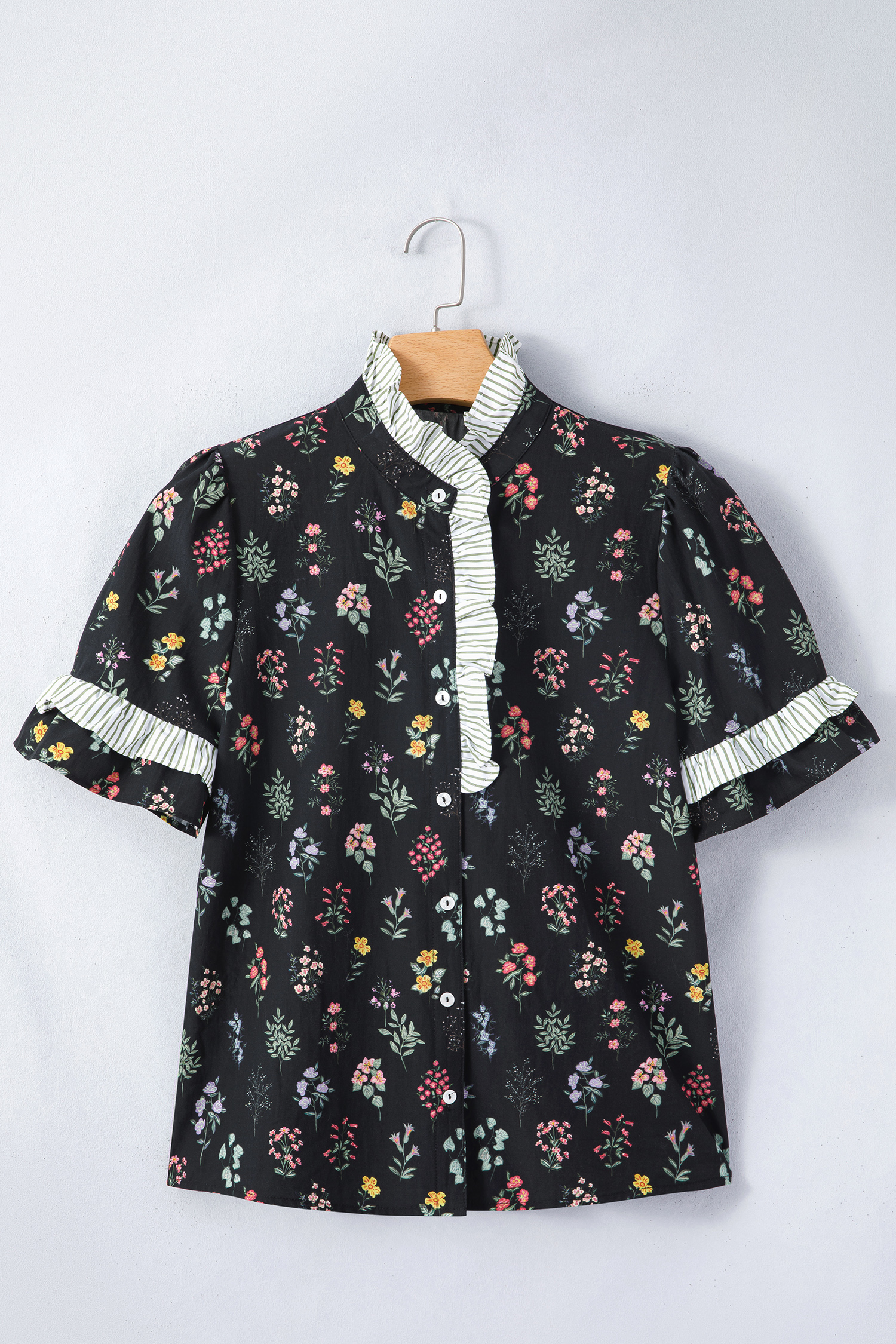 Black Contrast Frilled Trim Short Sleeve Floral Shirt - Image 4