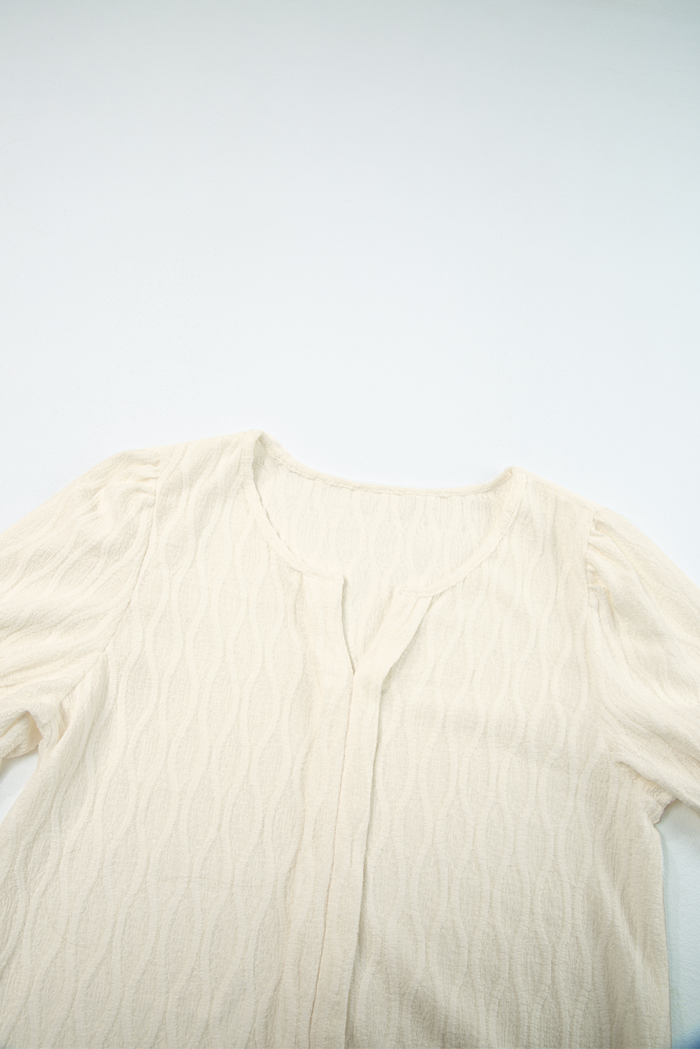 White Solid Color Textured Notched Neck Puff Sleeve Blouse - Image 7