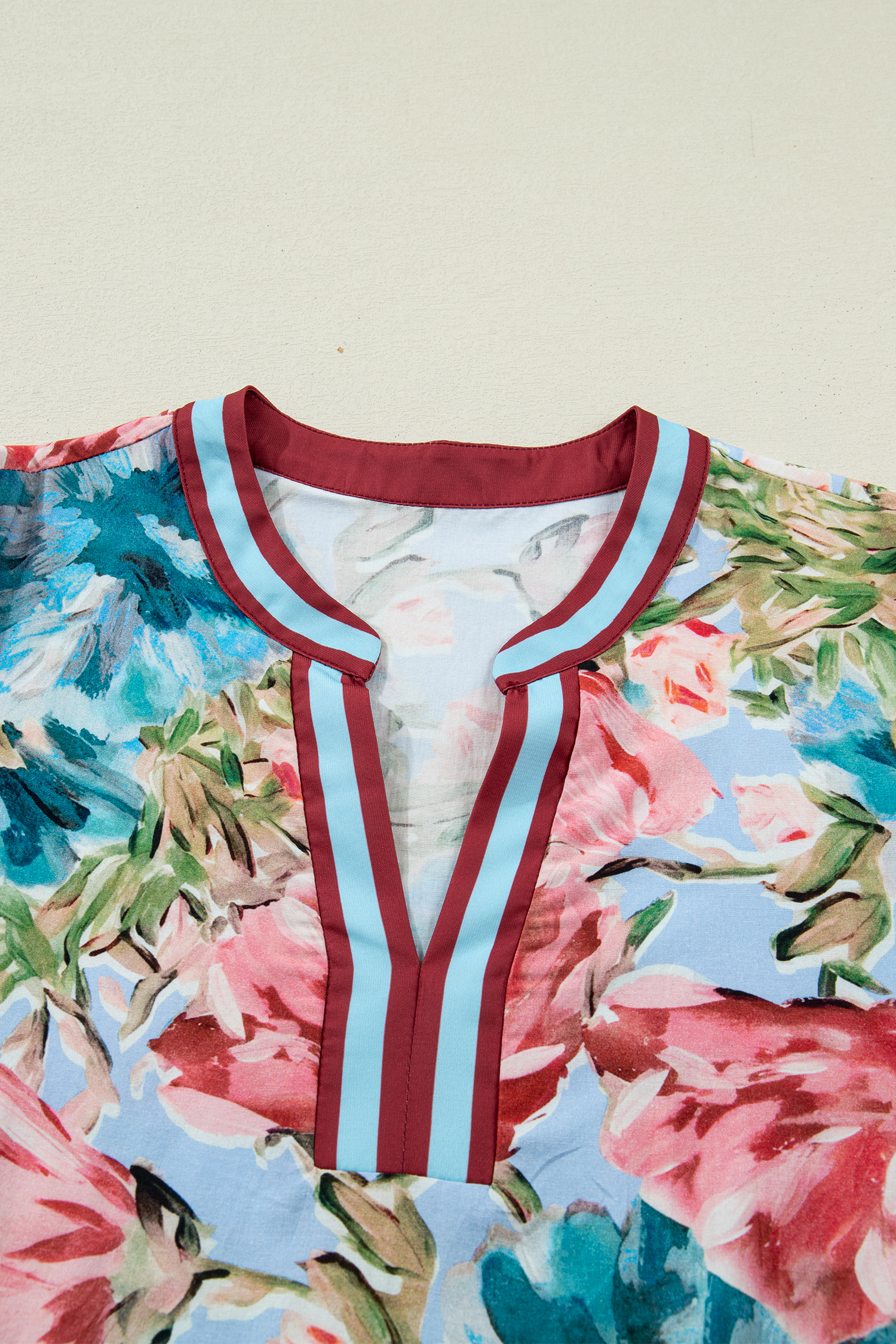 Sky Blue Contrast Trim V Neck Cuffed Bracelet Sleeve Floral Blouse - Image 7