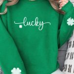 Dark Green Lucky Four Leaf Clover Graphic St Patricks Pullover Sweatshirt