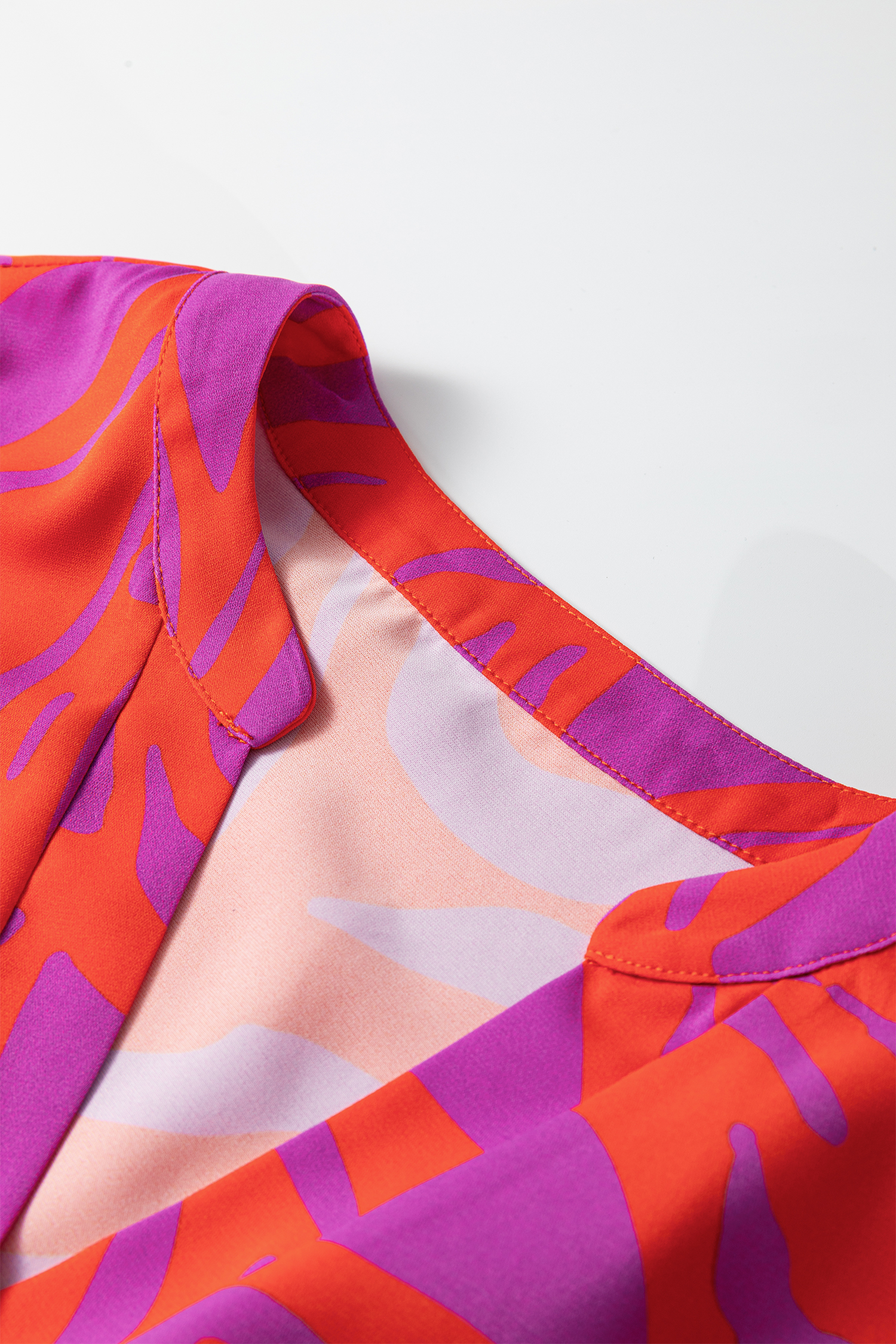 Multicolour Abstract Print V Neck Cuffed Short Sleeve Shift Slit Blouse - Image 8