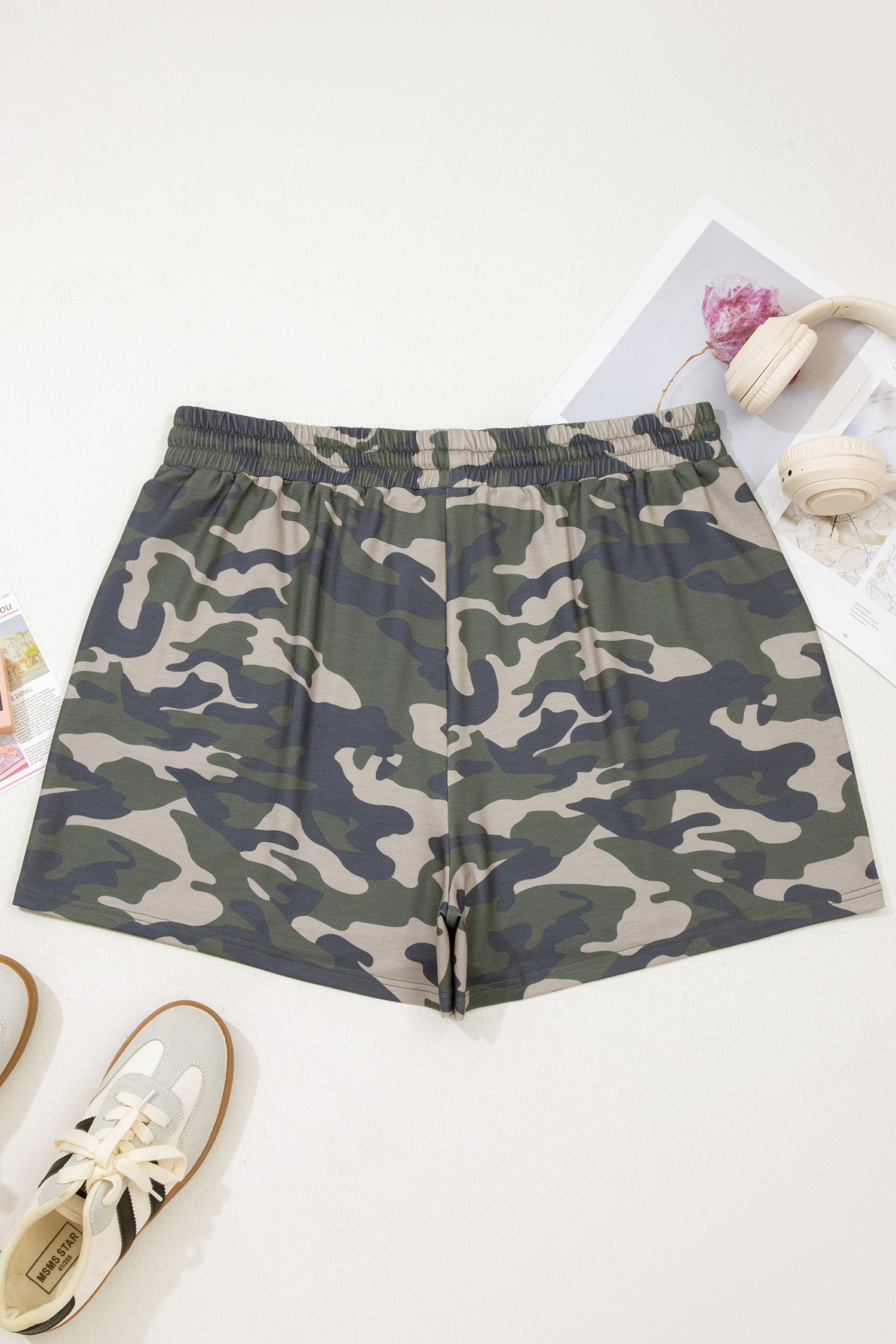 Green Tie Elastic Waist Pocketed Plus Size Camo Shorts - Image 3