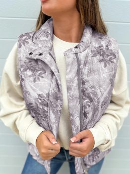Gray Camo Leaf Print Winter Puffer Vest