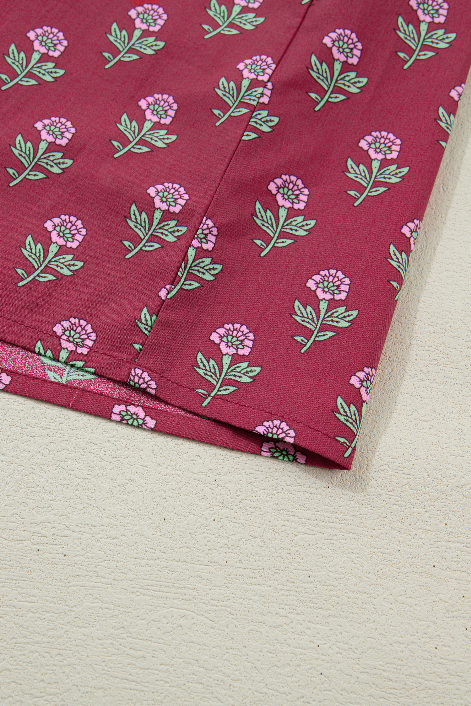 Red Contrast Collared V Neck Ricrac Trim Short Puff Sleeve Flower Blouse - Image 8