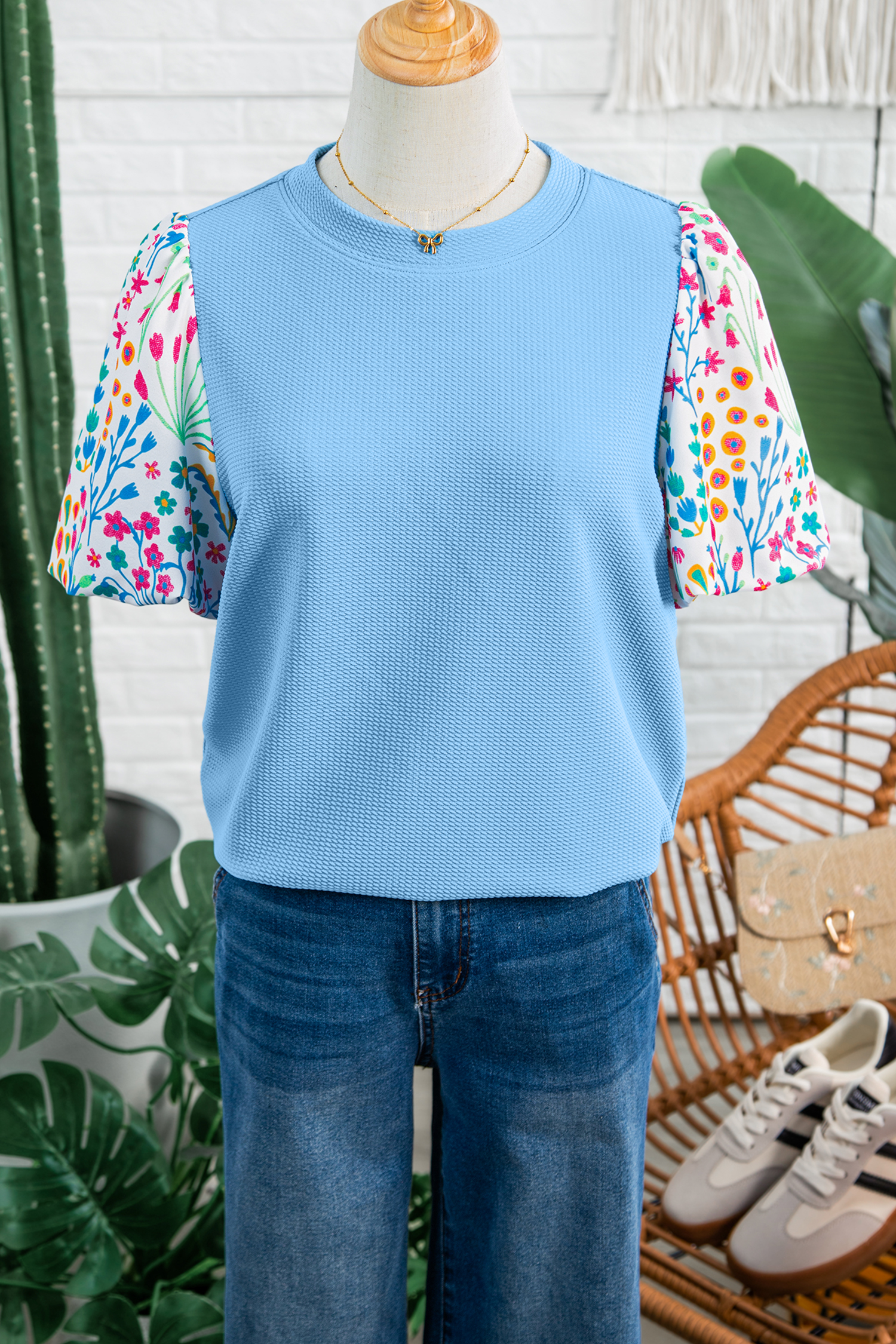 Light Blue Round Neck Textured Contrast Floral Bubble Sleeve Blouse - Image 5