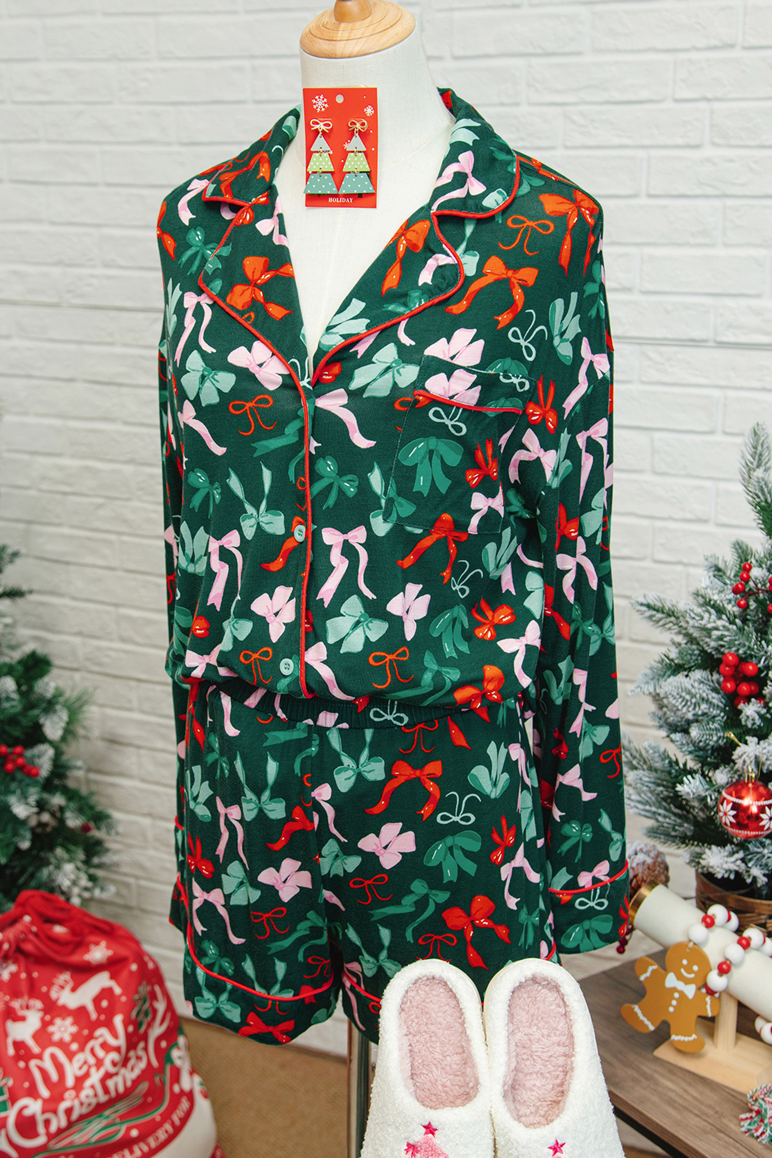 Green Festive Bow Print Long Sleeve Shirt and Pajama Short Set - Image 6